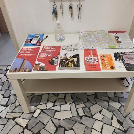 B & B Via Borgo Di San Pietro Bologne Extérieur photo