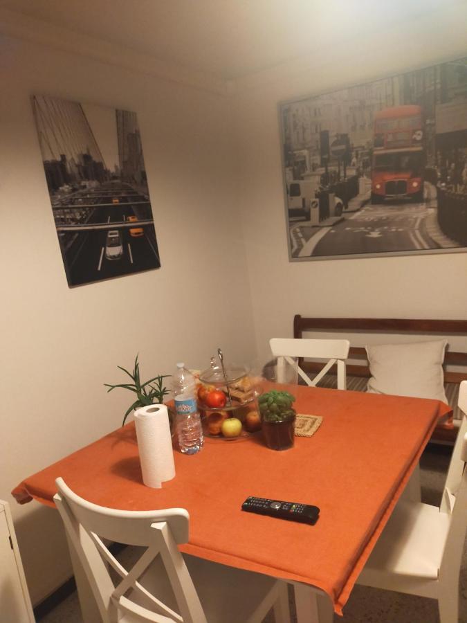 B & B Via Borgo Di San Pietro Bologne Extérieur photo